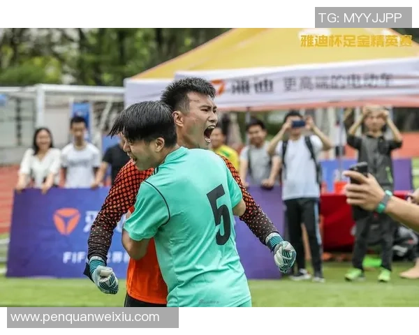 重庆足球队精英赛精彩配合分析与战术解读